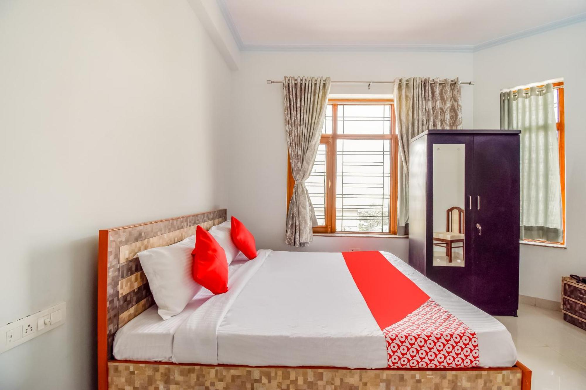 Hotel O Kusum Lodge Pandu Exterior photo