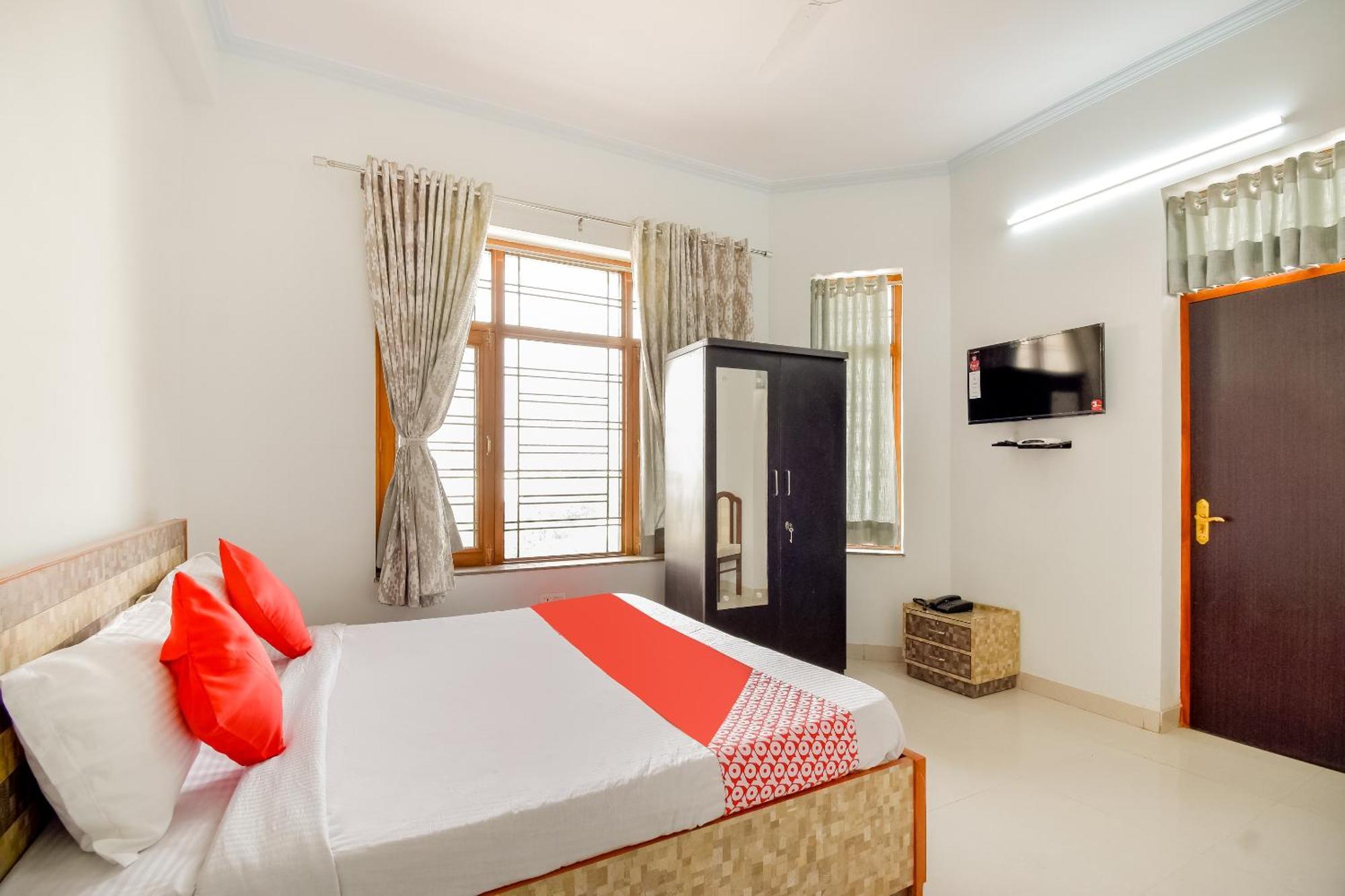 Hotel O Kusum Lodge Pandu Exterior photo