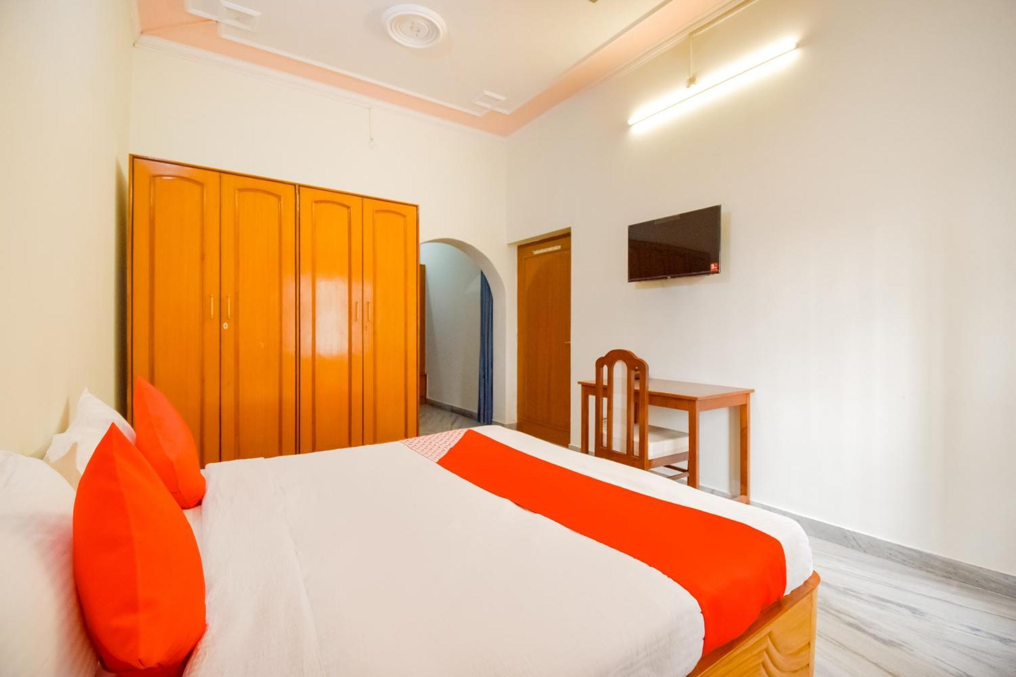 Hotel O Kusum Lodge Pandu Exterior photo